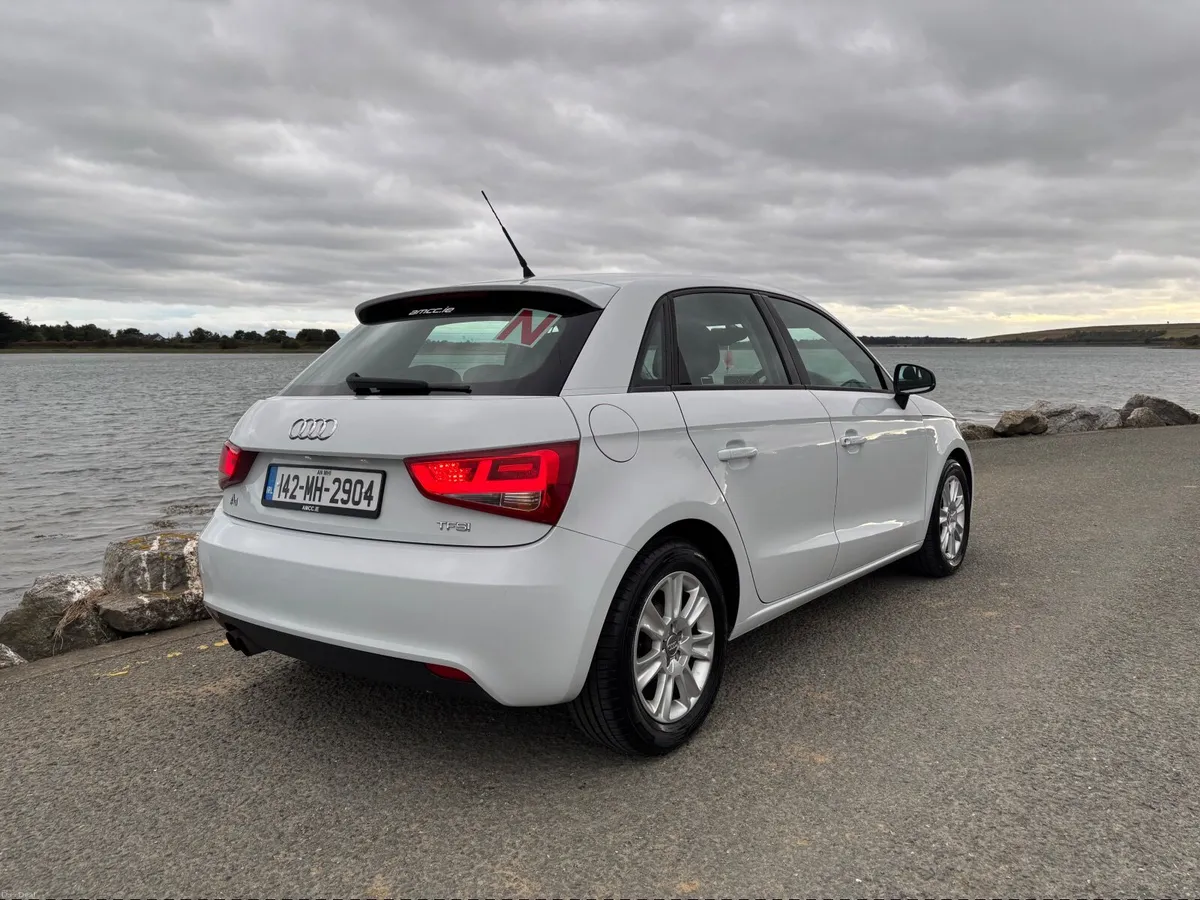 Audi A1 2014 - Image 2
