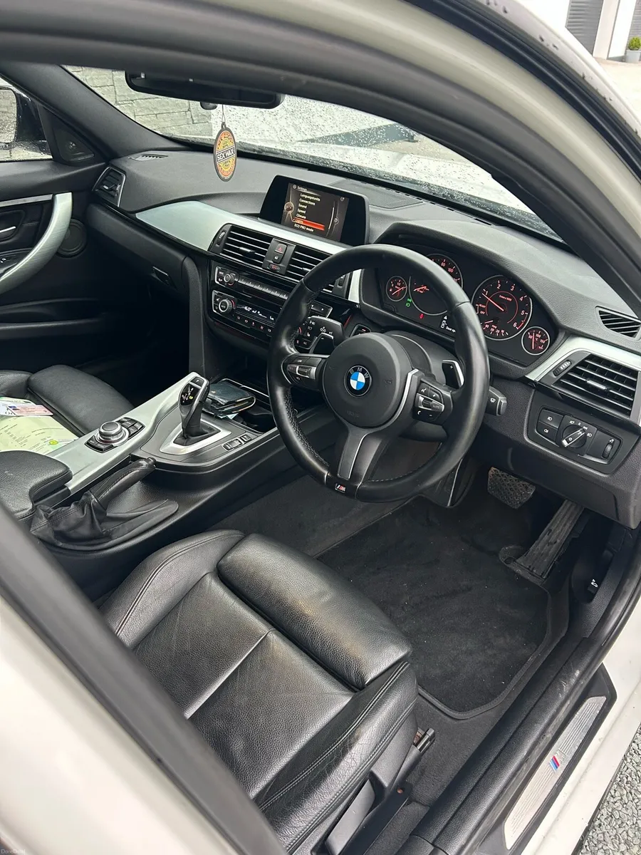 2017 BMW 3 Series M-Sport 4dr 8 Speed Step Auto - Image 6