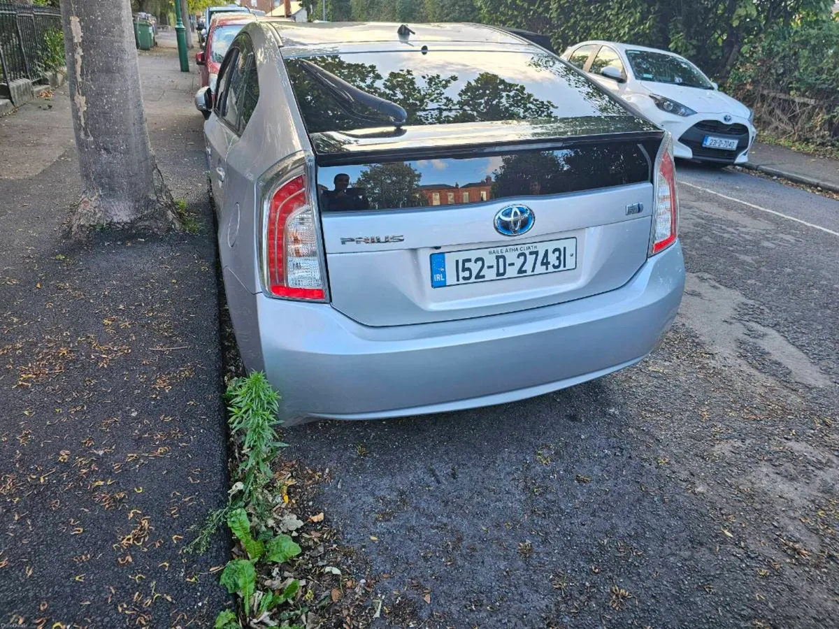 Car - Image 4