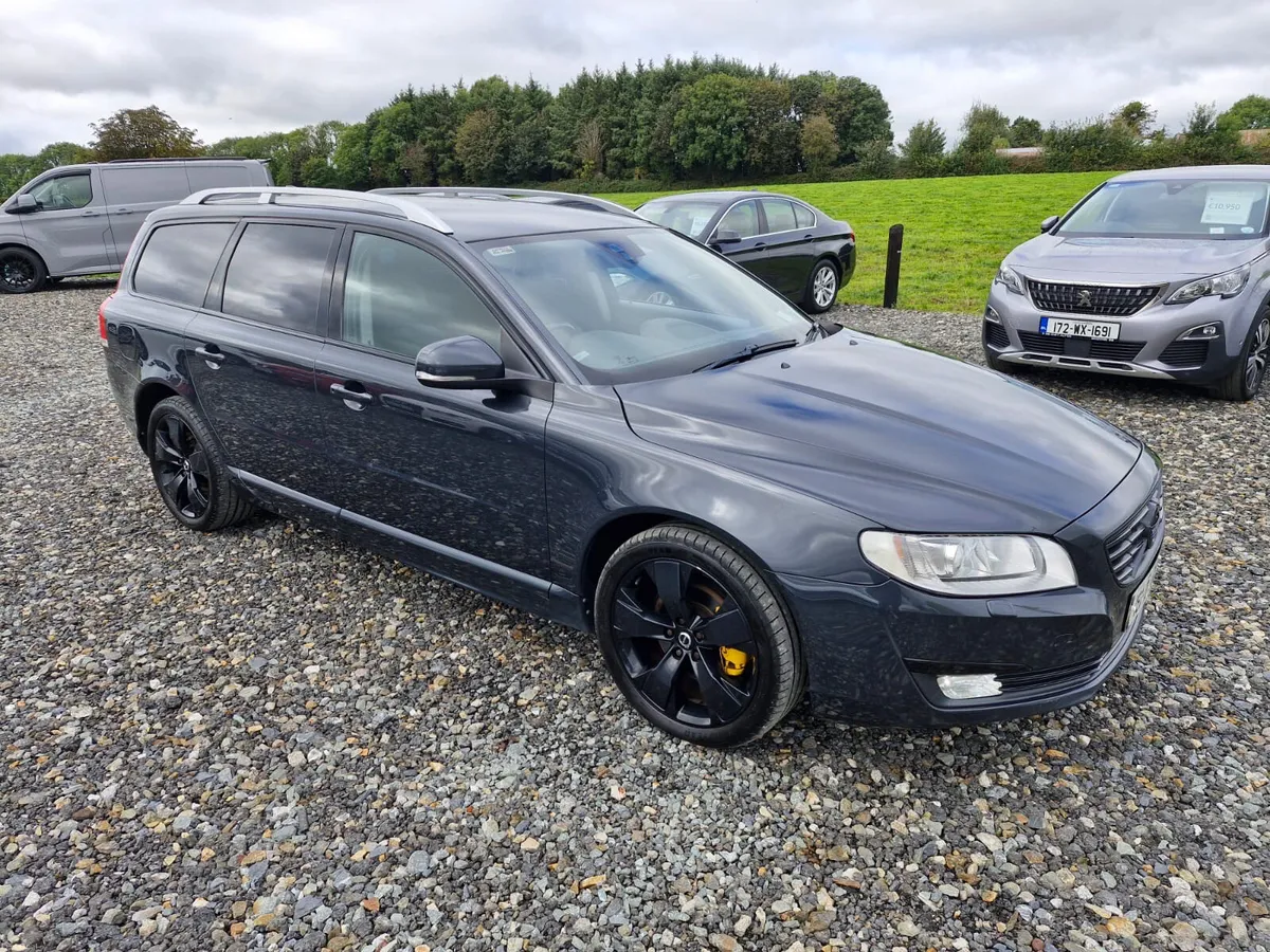 2016 Volvo V70 Estate Auto READ AD - Image 2