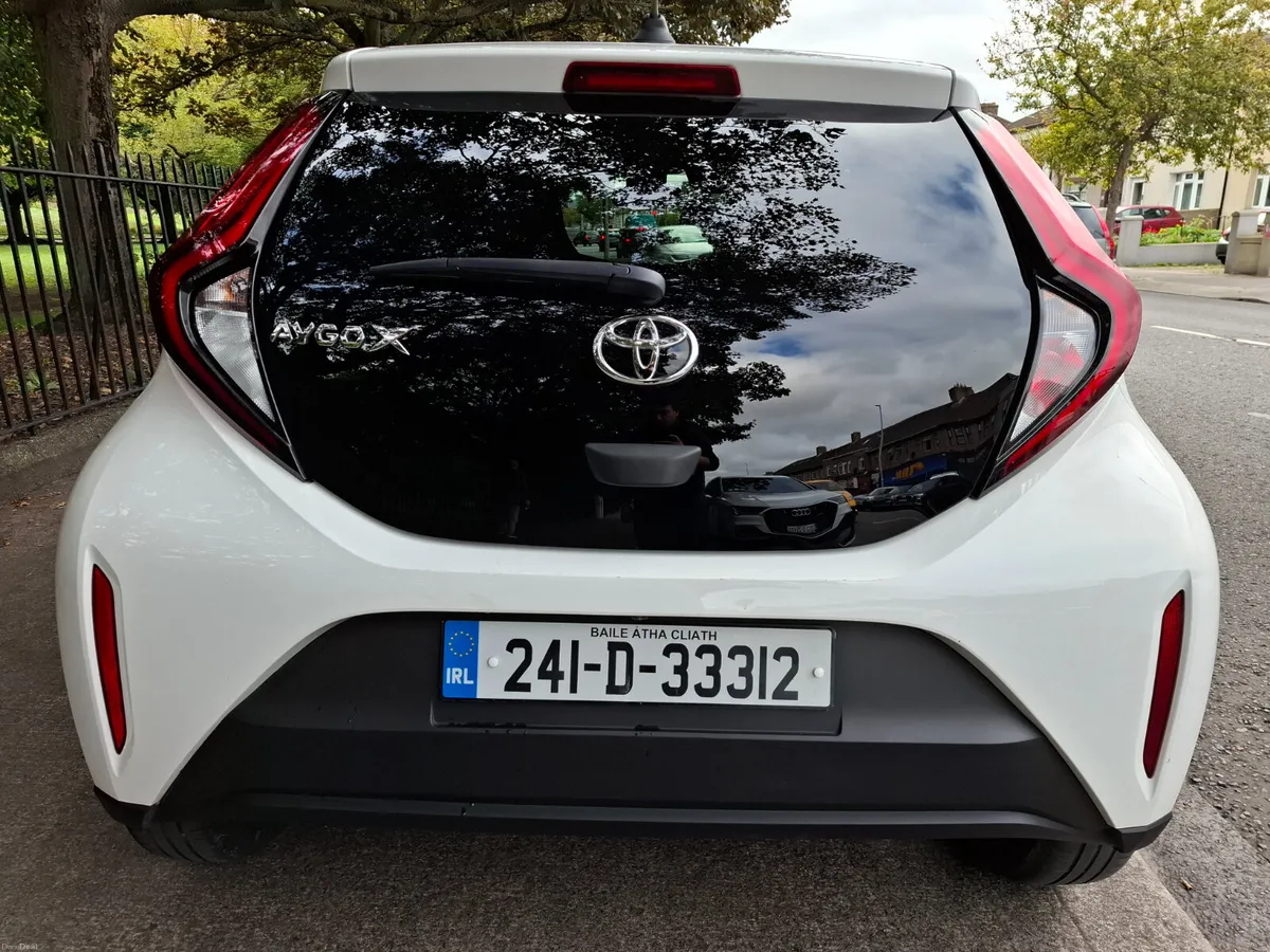2024 TOYOTA AYGO X - Image 6
