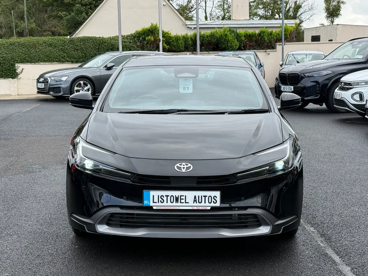 241 TOYOTA PRIUS HYBRID SELF CHARGE 1.8 PETROL - Image 5
