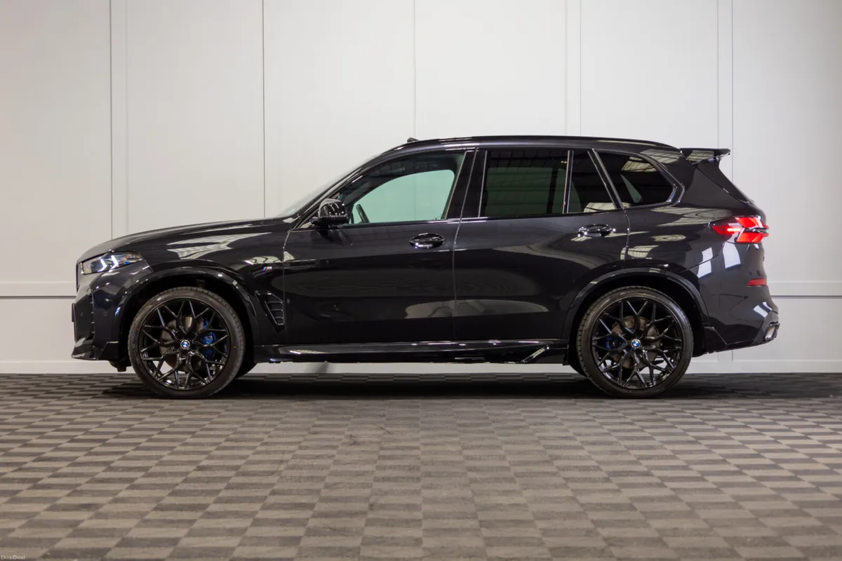 232 BMW X5 X-Drive 30d M-Sport 2 Seat Commercial - Image 3