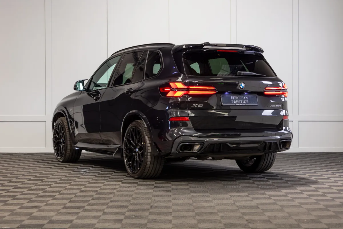 232 BMW X5 X-Drive 30d M-Sport 2 Seat Commercial - Image 4