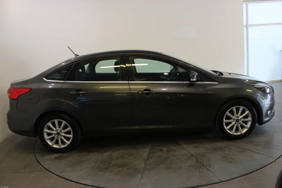 Ford Focus 1.5 TDCi Titanium - TENDER 26 - RADIO N - Image 2
