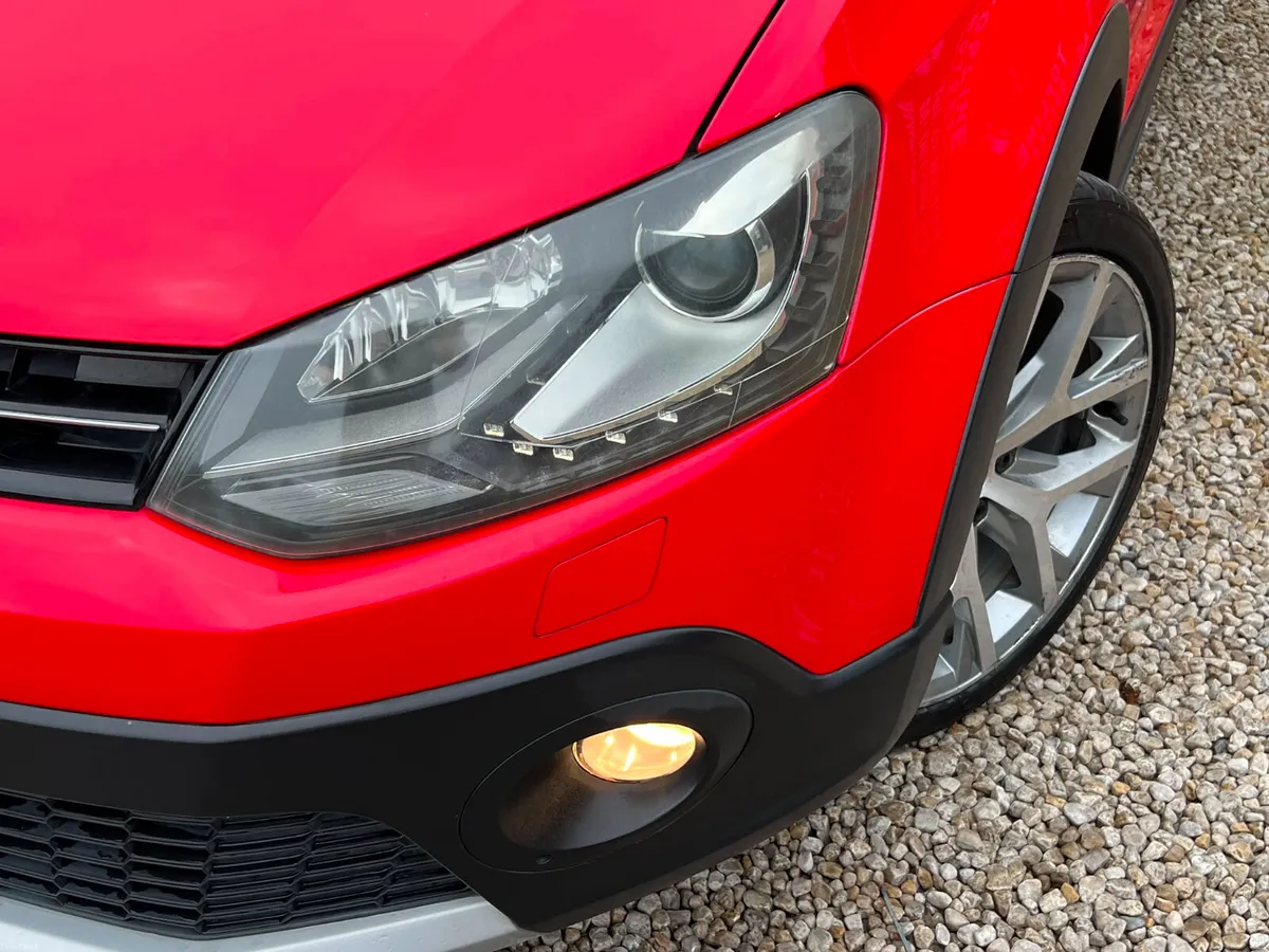 ///1.2 TSI CROSS POLO//AUTO//2 YEARS NCT// - Image 3