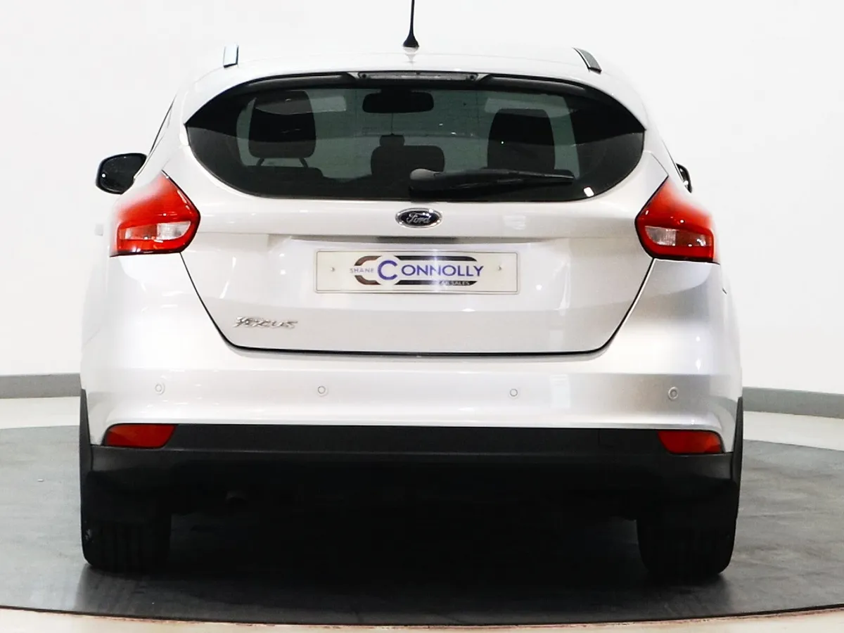*58* 2016 Ford Focus 1.5 D ZETEC - Image 4