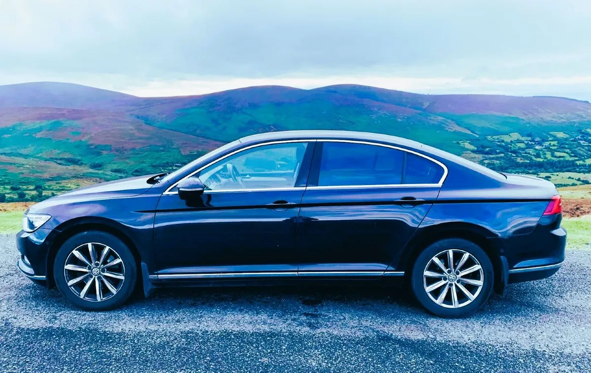 Volkswagen Passat 2017 - Image 3