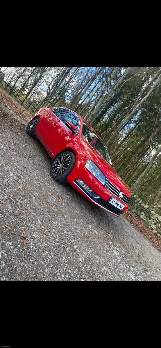 Volkswagen Passat 2012 - Image 1