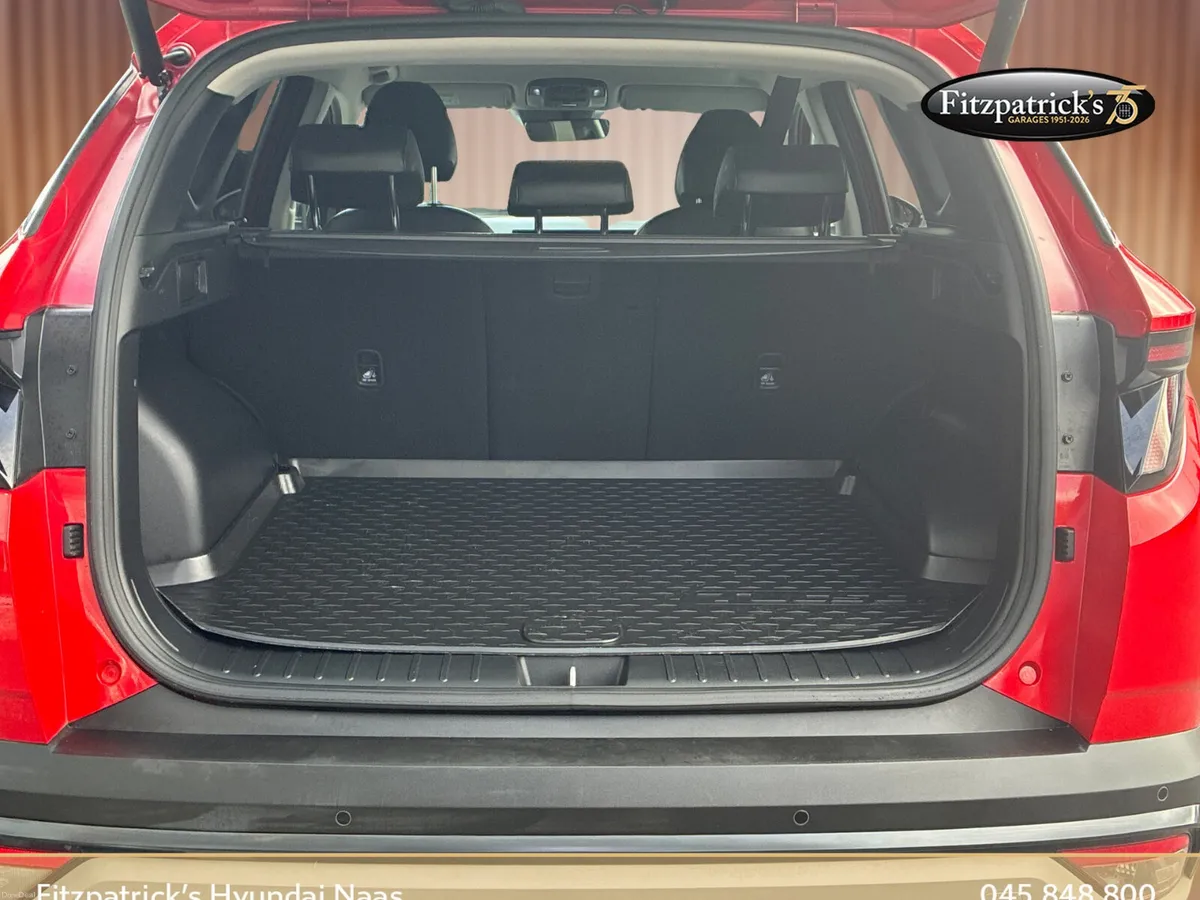 Hyundai Tucson Executive Plus 1.6 Hybrid Automatic - Image 6