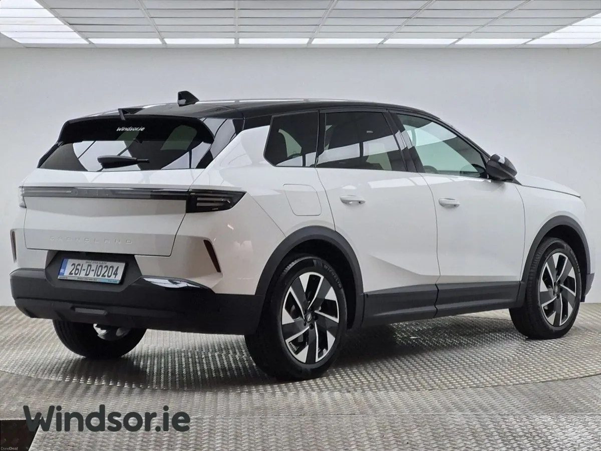 Opel Grandland 1.2 Hybrid 145PS GS - Image 2