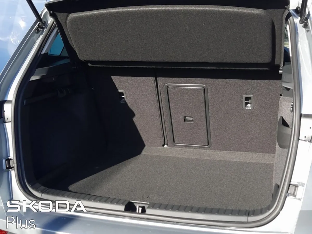 Skoda Karoq SELECTION 2.0TDI 115BHP - Image 6