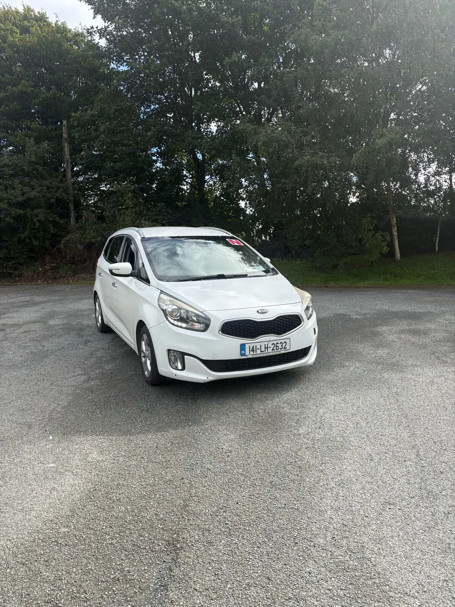 141 Kia carens auto 7seater - Image 4