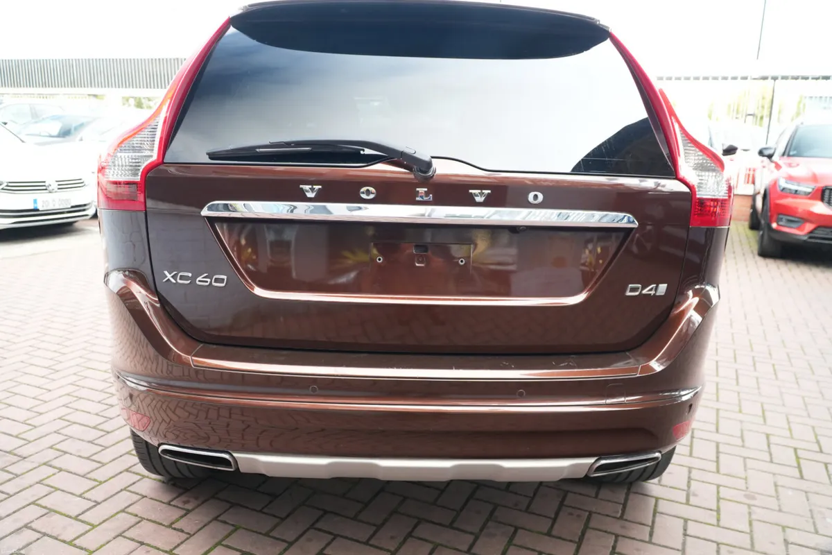 2017 VOLVO XC60 D4 - Image 5