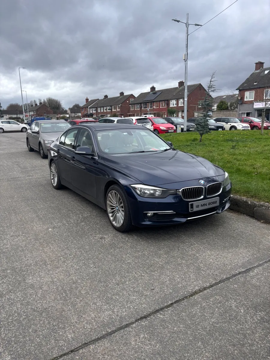 BMW 3-Series 2012 - Image 5