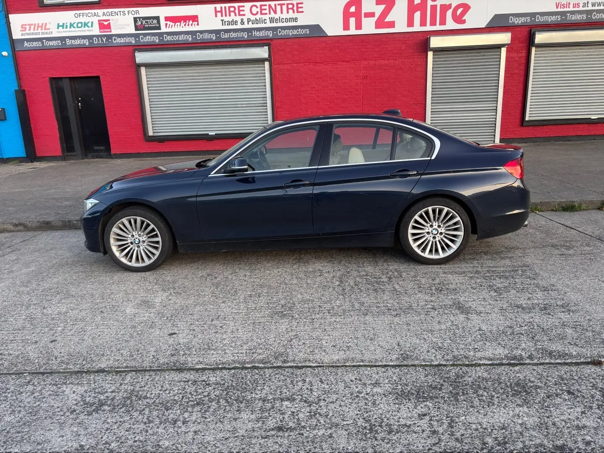 BMW 3-Series 2012 - Image 6