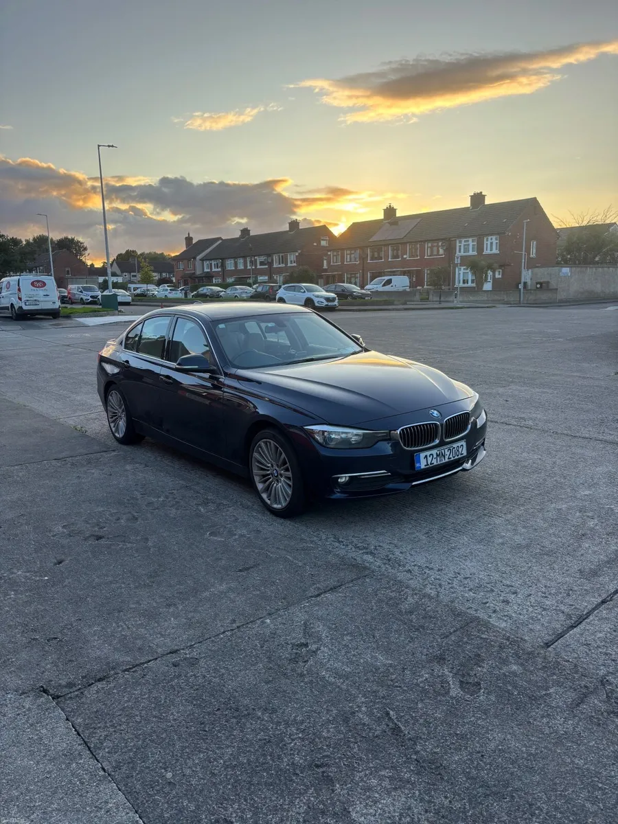 BMW 3-Series 2012 - Image 1