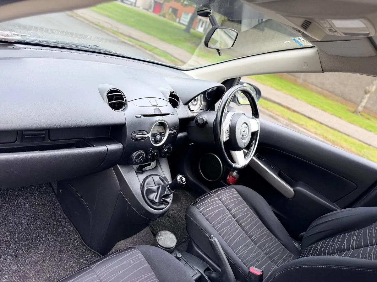 Mazda 2 2009 low mileage - Image 5