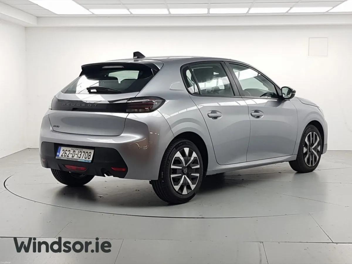 Peugeot 208 Petrol Turbo 100bhp Style - Image 2