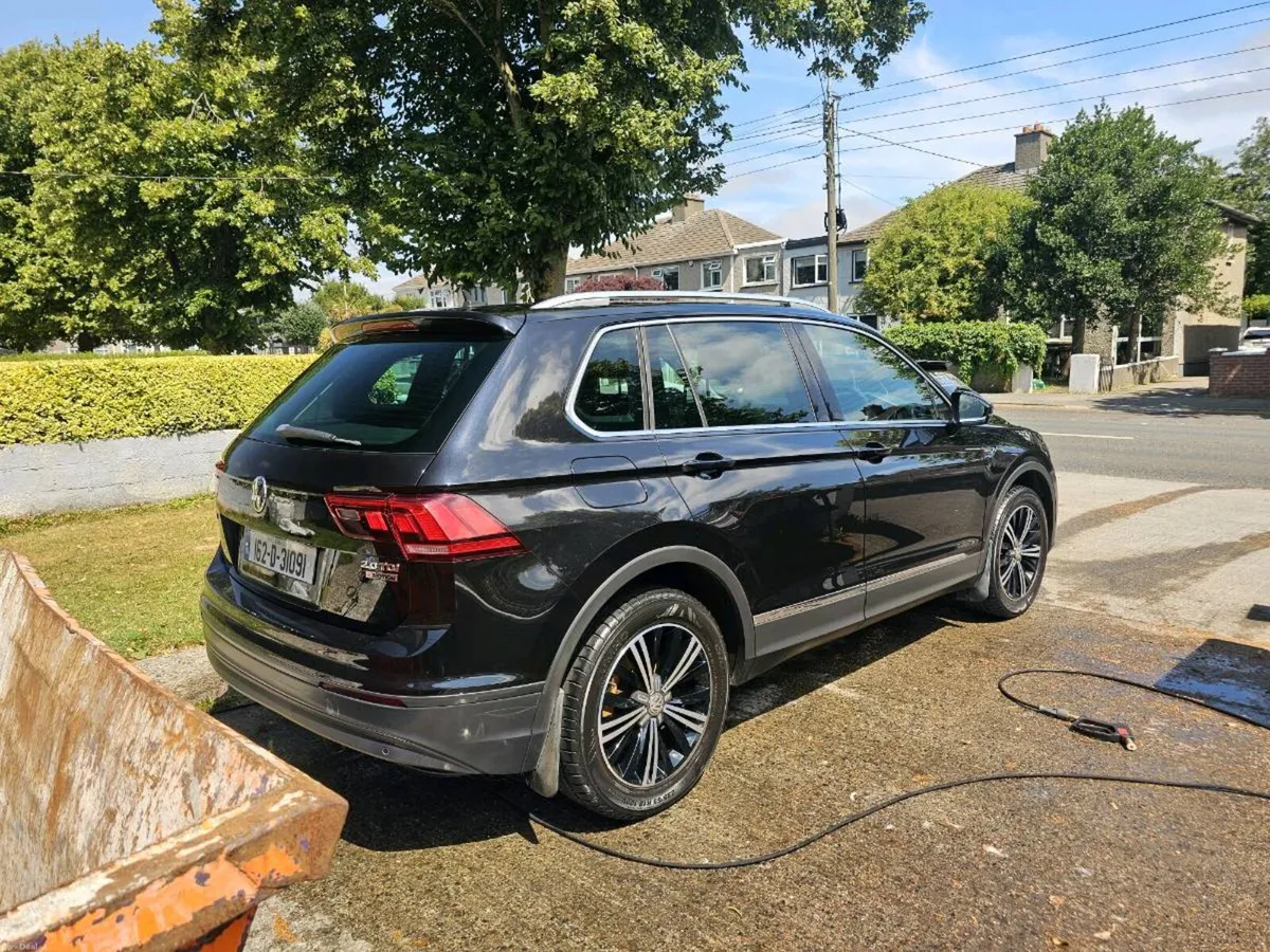 2016 (162-D) VW Tiguan 2.0 TDI 4Motion – High Spec - Image 4