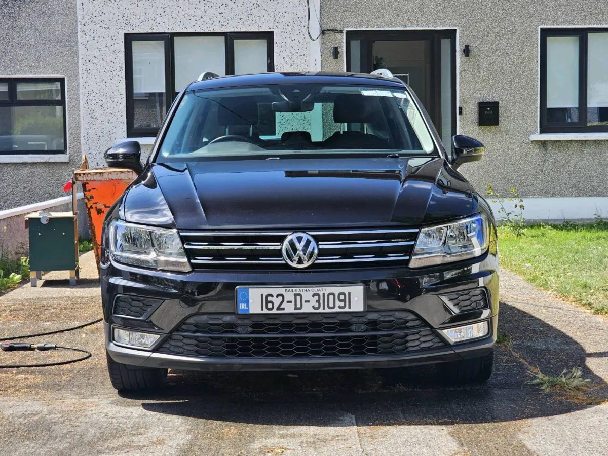 2016 (162-D) VW Tiguan 2.0 TDI 4Motion – High Spec - Image 3