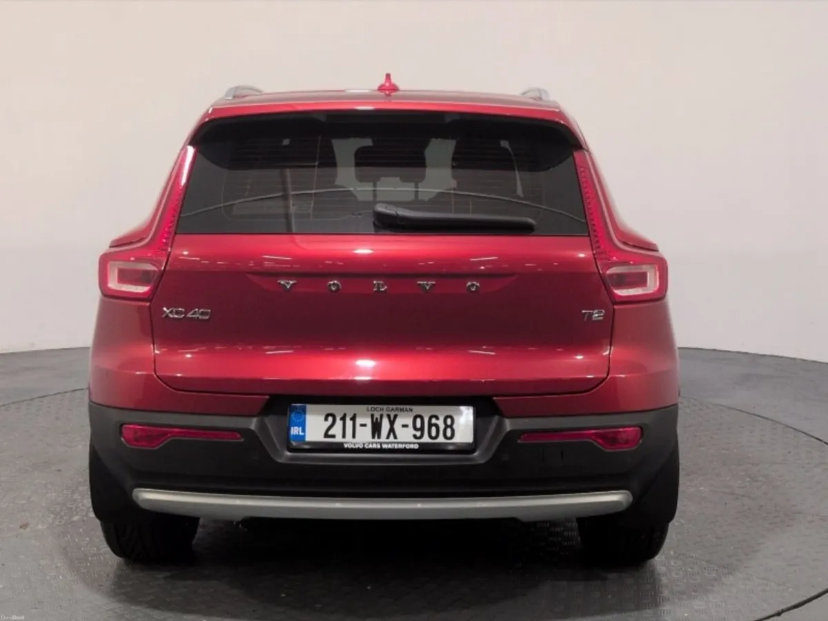 Volvo XC40 T2 Momentum - Image 6