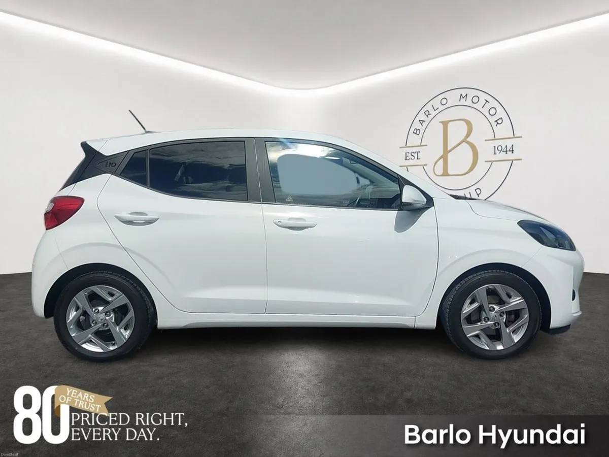 Hyundai i10 Deluxe Automatic 1.0i - Image 4