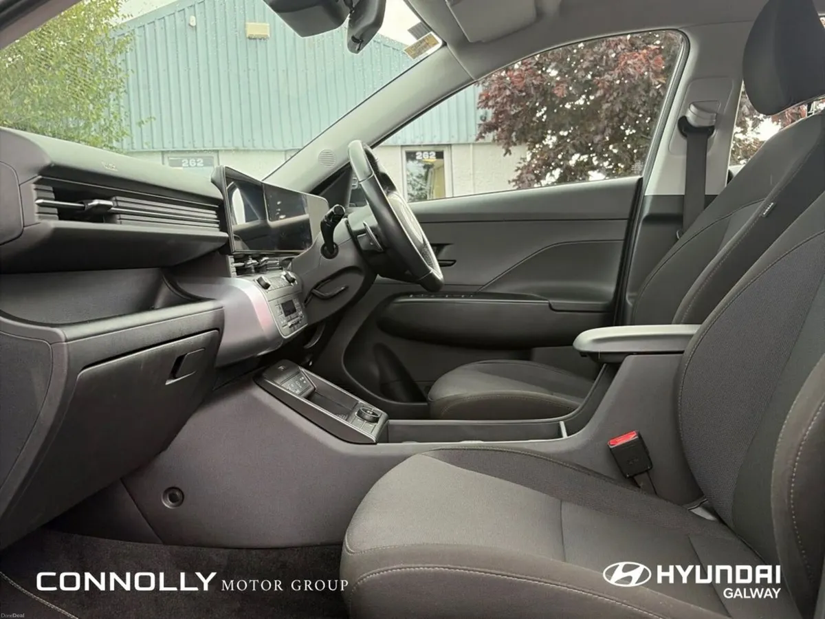 Hyundai KONA 1.6 HYBRID Signature Auto - Image 5
