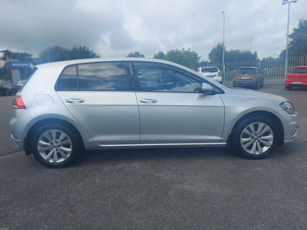 Volkswagen Golf CL 1.6 TDI MANUAL 5SPEED 5DR 115HP - Image 4