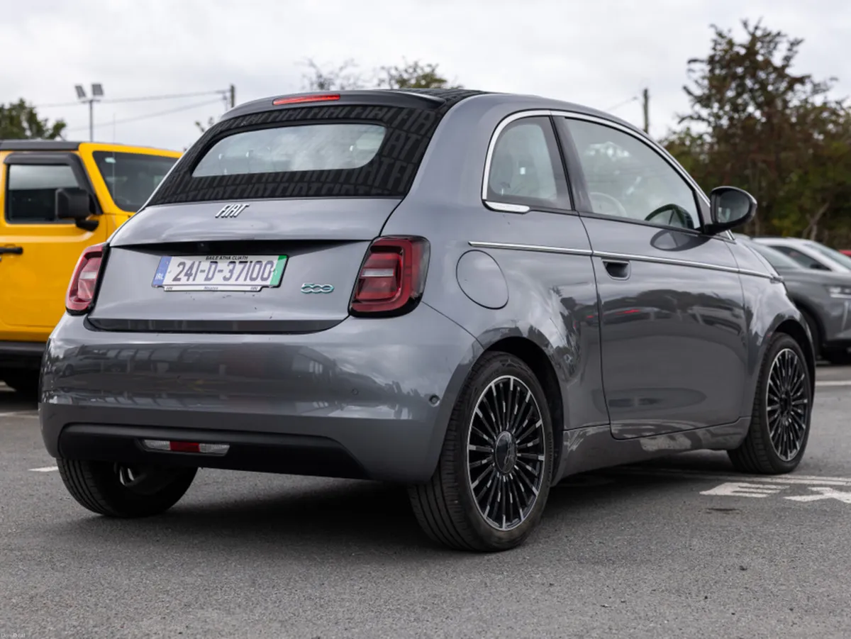 Fiat 500e LA PRIMA BYBOCELLI CABRIOLET - Image 4