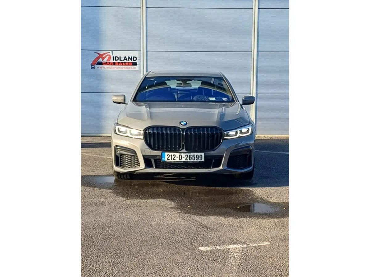 BMW 7-Series 730d M SPORT MHEV 4DR AUTO - Image 3
