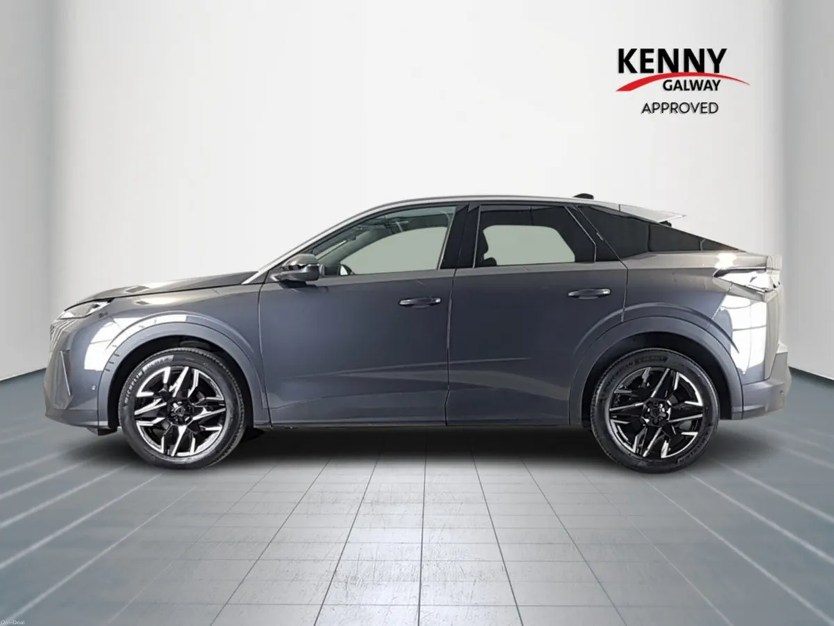 Peugeot 3008 *Deposit taken* ALLURE 1.2 MHEV 136 E - Image 4