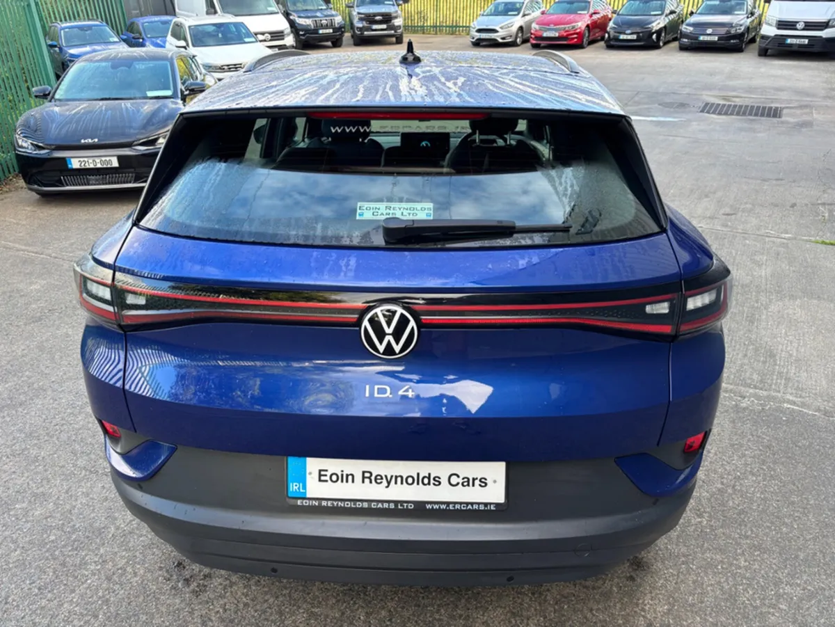 Volkswagen ID.4 242 LIFE 77KW LONGER RANGE - Image 6