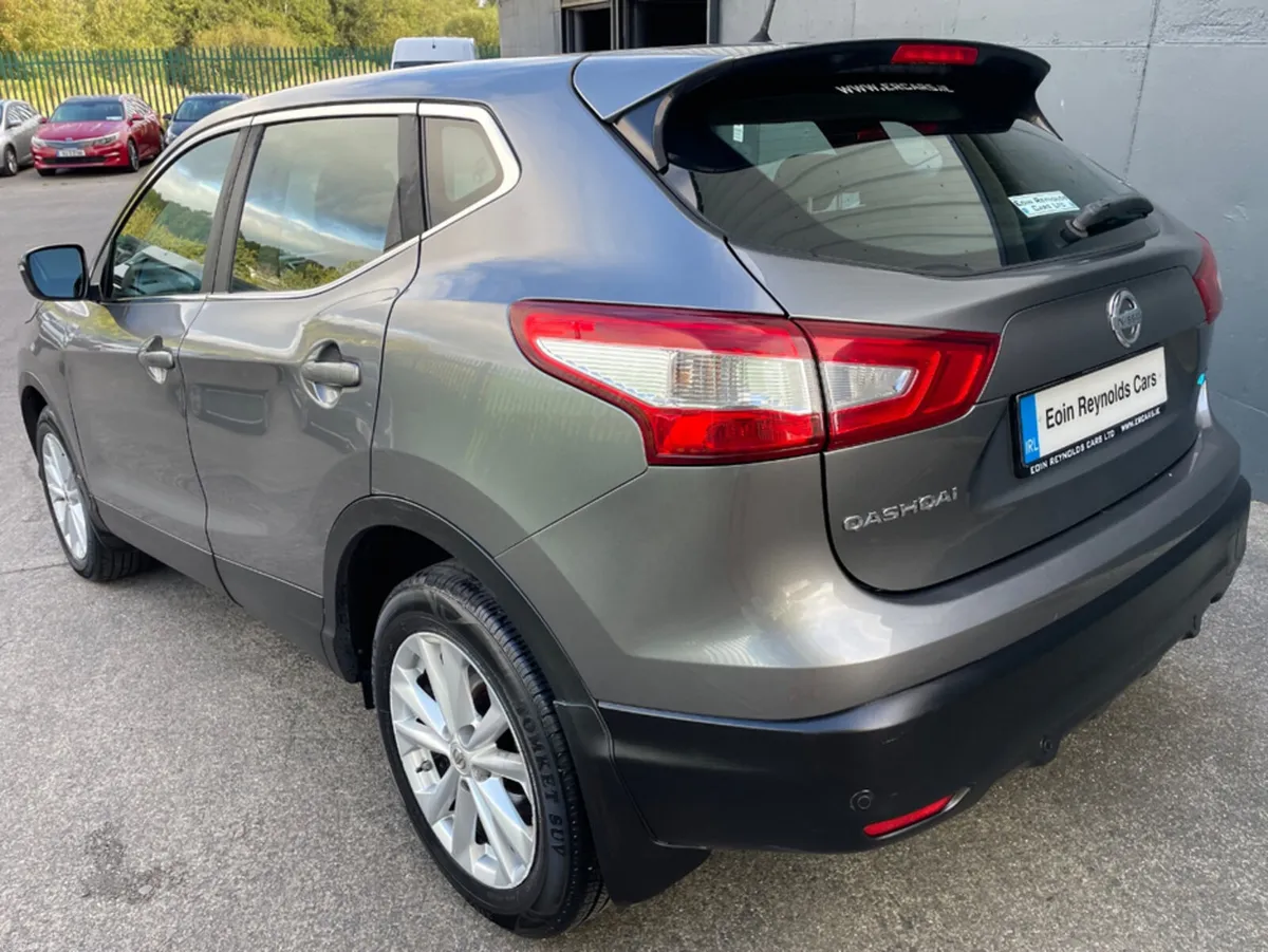 Nissan Qashqai 1.5 SV DCI 110bhp NEW NCT!! - Image 6