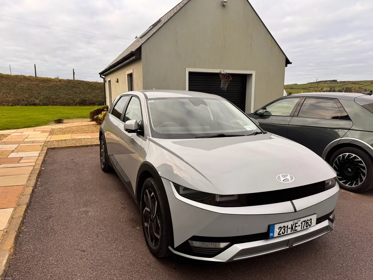 Hyundai Ioniq 5. EXECUTIVE PLUS 73 KWH BIG BATTERY - Image 2