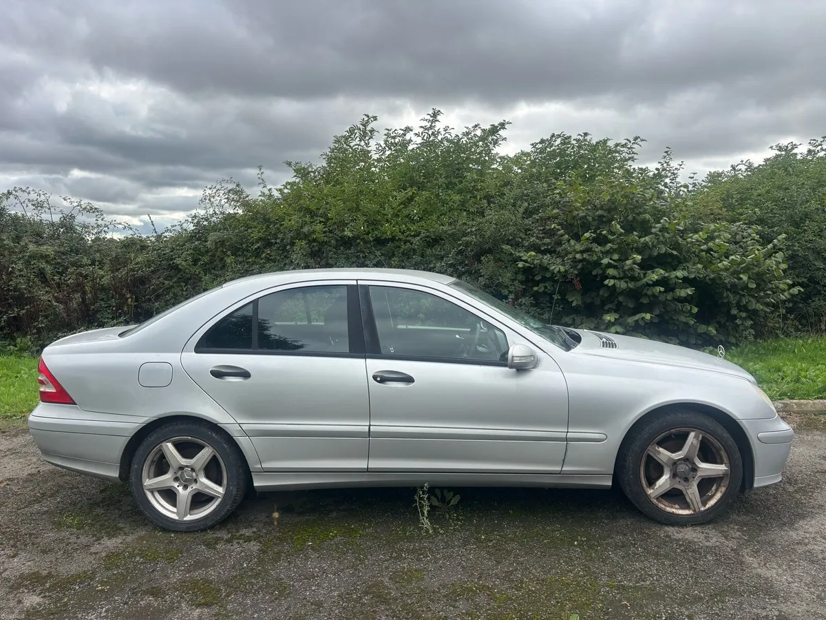 2006 Mercedes C Class - Image 3