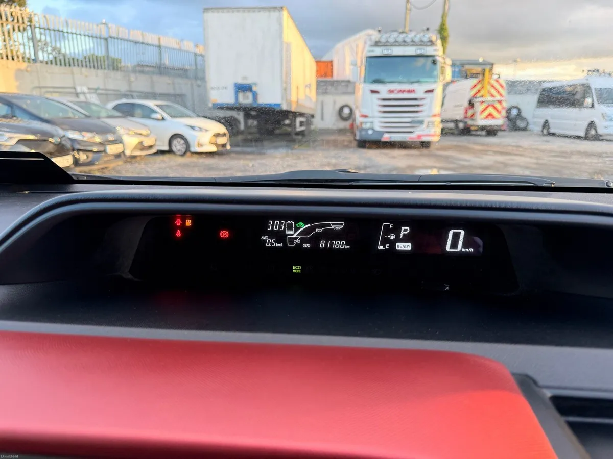 2016 Toyota Aqua 1.5 Hybrid Automatic - Image 6