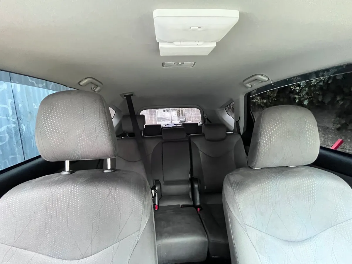 Toyota Prius 2012 - Image 3