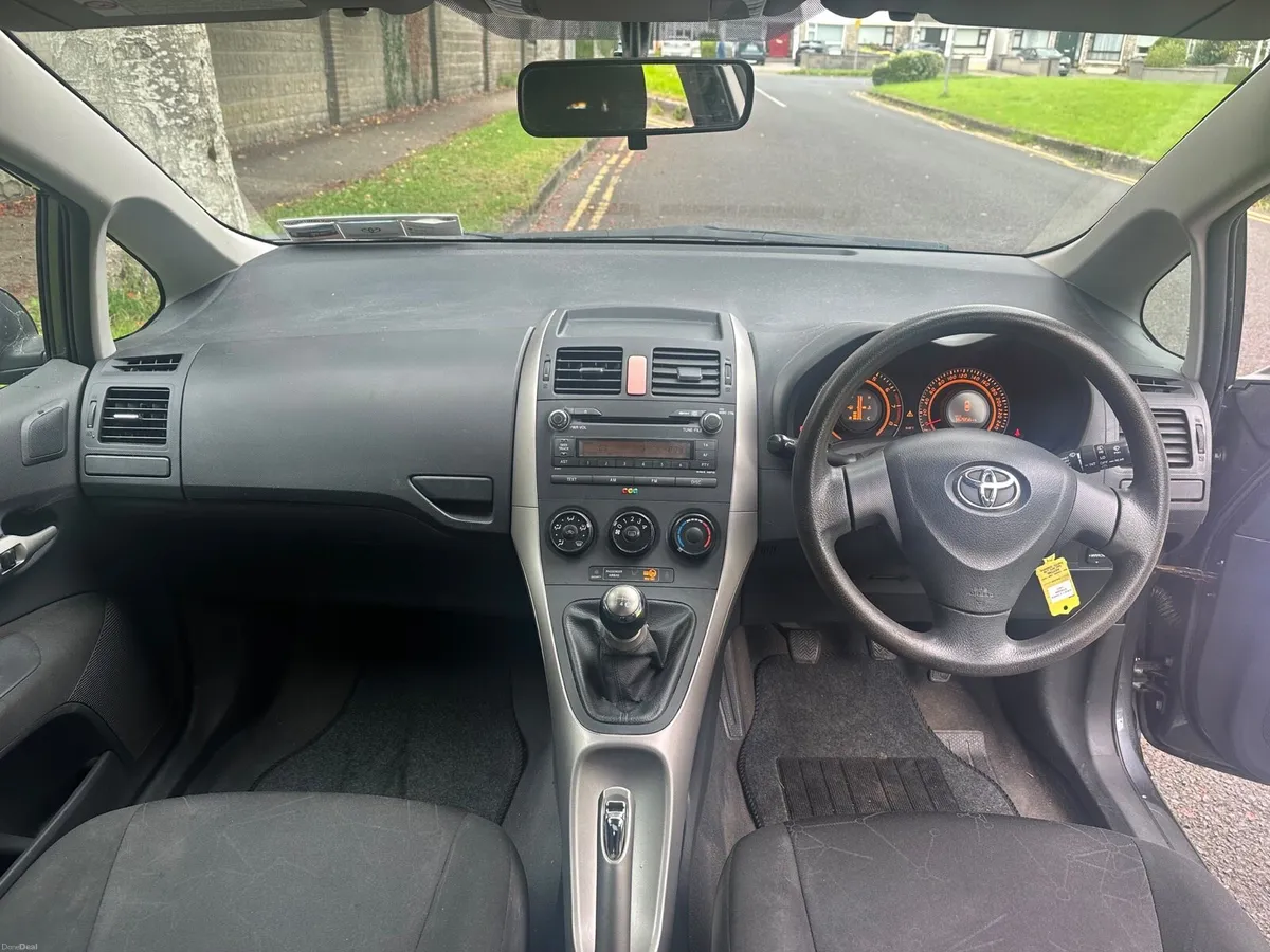Toyota Auris 1.4 VVTi *NCT 10/27, 167KM* - Image 4