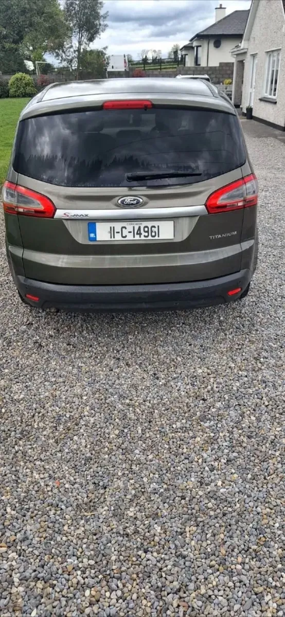 Ford Galaxy S-Max Titanium 2011 - Image 4
