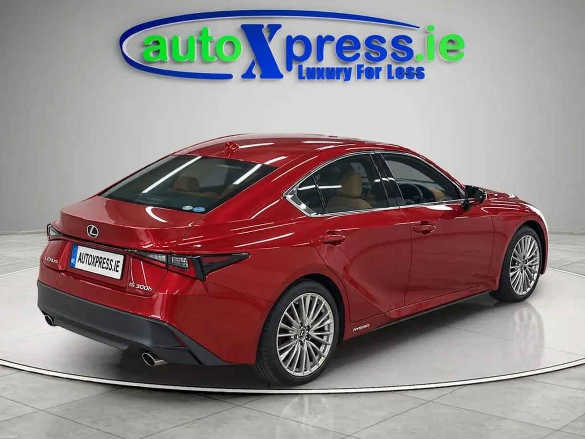Lexus IS 4 WD Hybrid, Low mileage, 360° Camera - Image 6