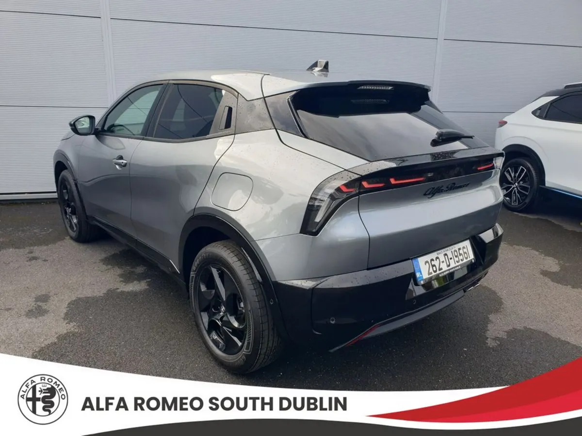 Alfa Romeo Junior 262D Ibrida "Premium + Tech" 1.2 - Image 4