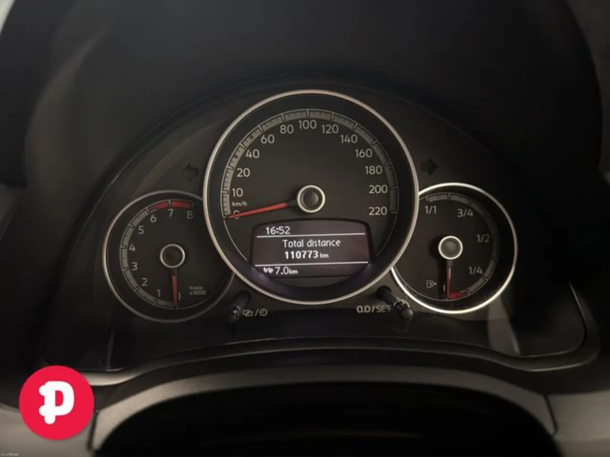 Volkswagen up! Cross 1.0 Auto - Straight Sale Disc - Image 4