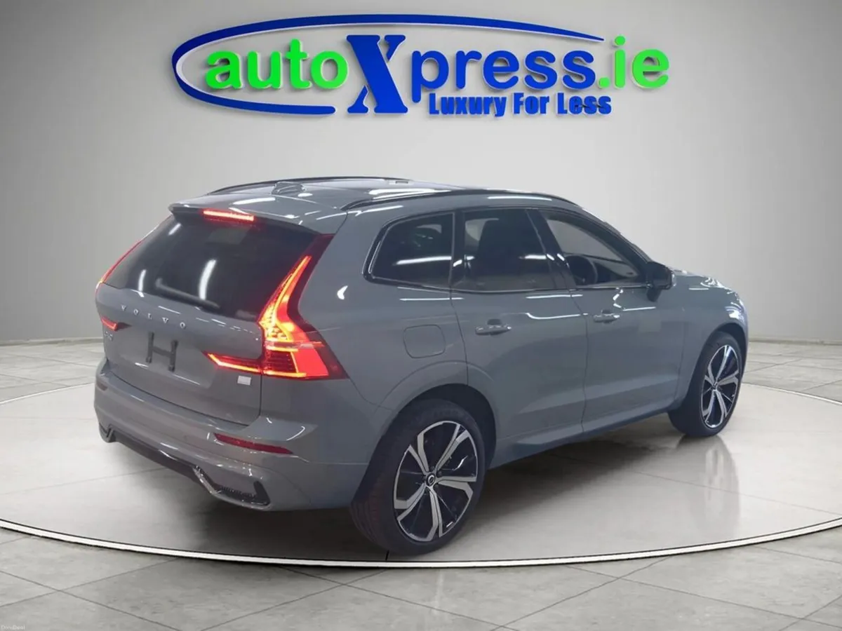 Volvo XC60 RECHARGE ULTIMATE, Panoramic Sunroof, R - Image 5