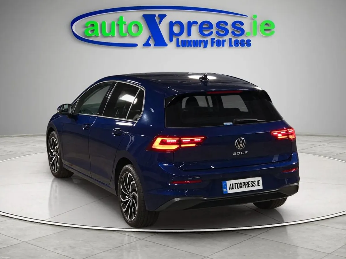 Volkswagen Golf 2.0 Diesel, ULTRA LOW MILEAGE, Aut - Image 3