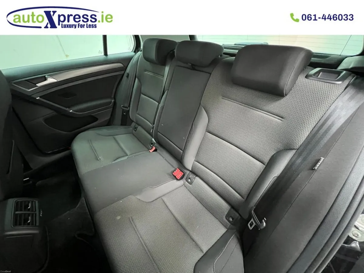 Volkswagen Golf 1.2 	TSI COMFORT LINE, Reversing c - Image 6