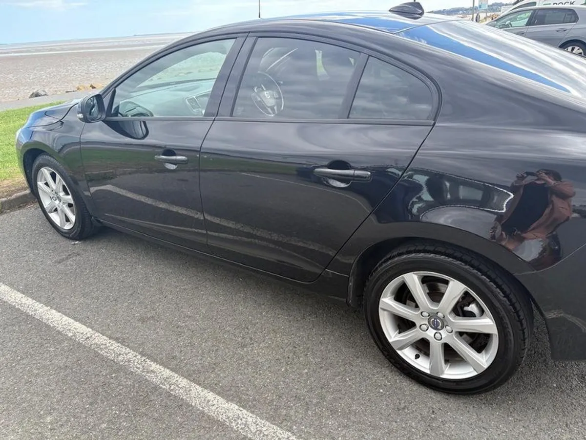 2017 Volvo S60 - Image 2