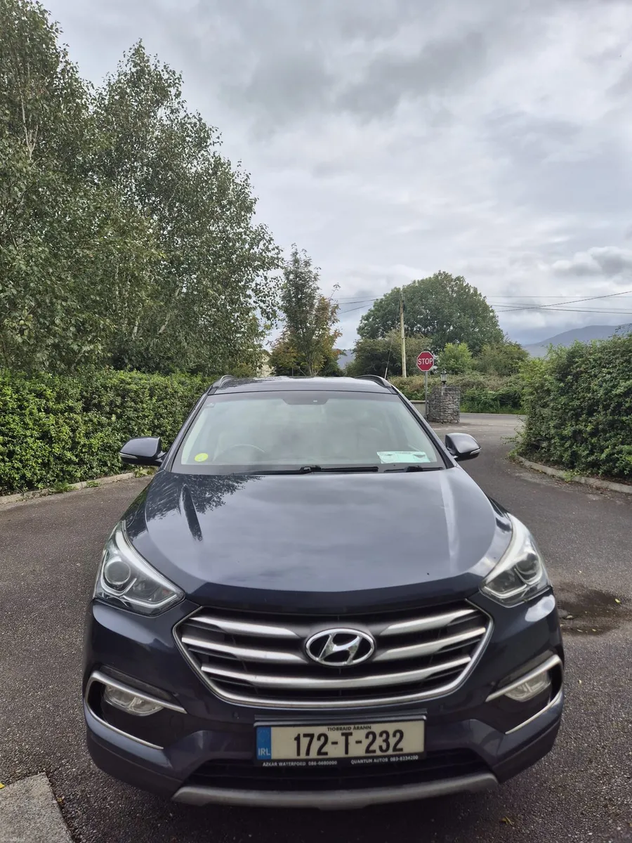 Hyundai Santa Fe 2017 - Image 3