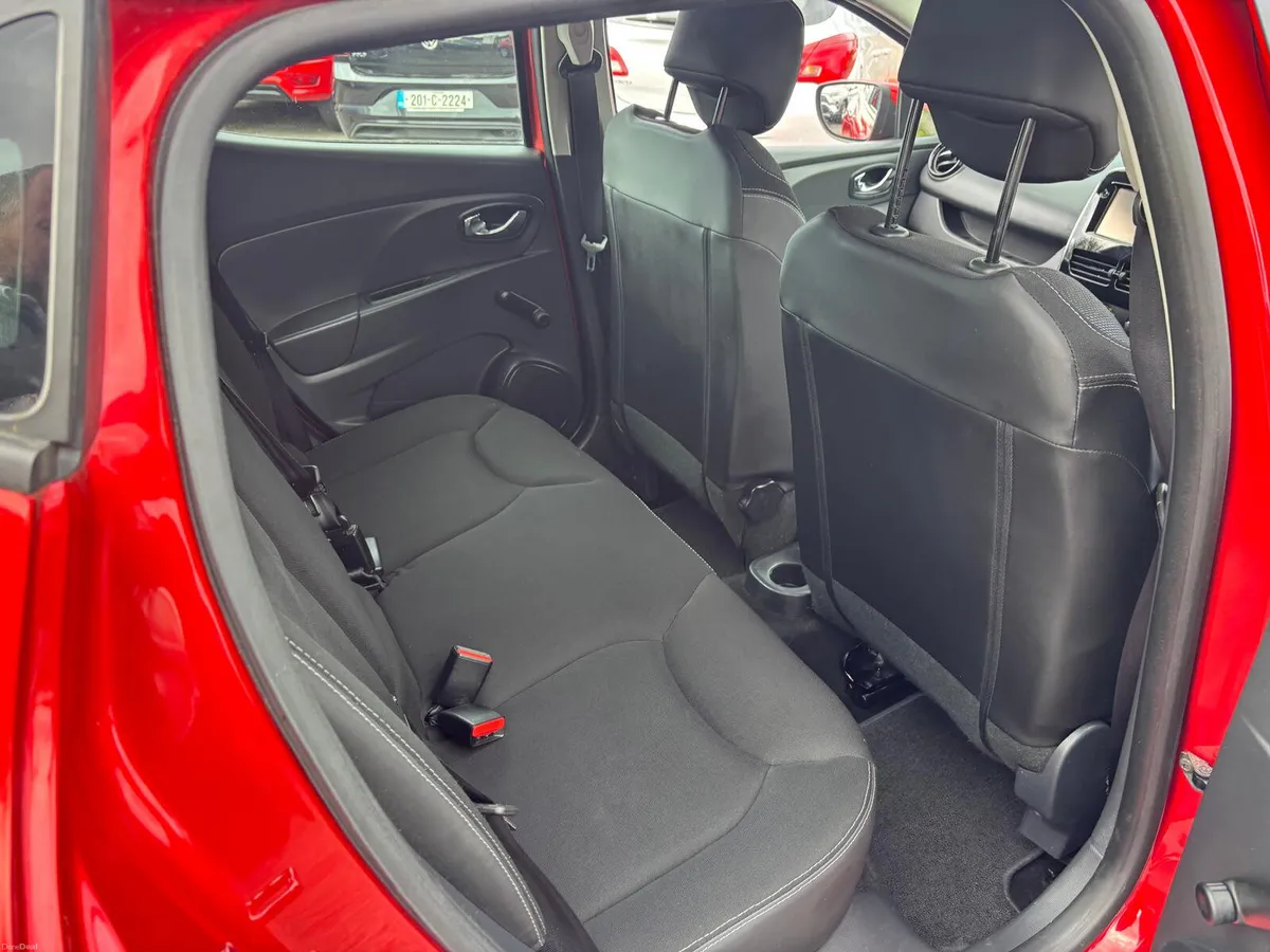 Renault Clio 2015  PETROL    IDEAL  STARTER CAR - Image 5