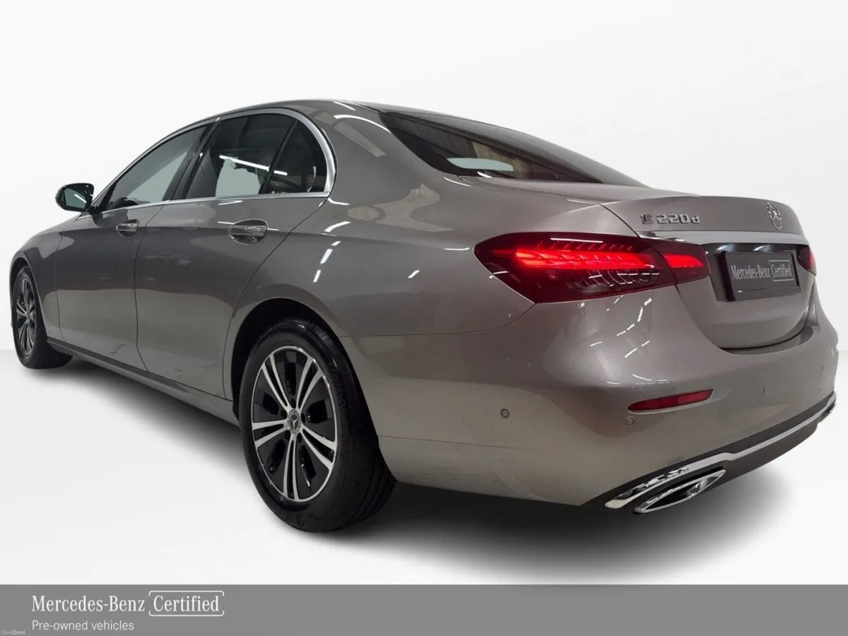 Mercedes-Benz E-Class E 220 D A/T Avantgarde - Image 4